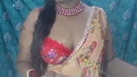 Snapshot of sophia_indian chatting on 01/24/25, 04:59 Sophia Tamil online show from 01/24/25, 04:59