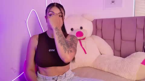 Sophia Carson online show from 10/25/25, 09:09