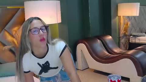 Sofia online show from 09/15/25, 02:39