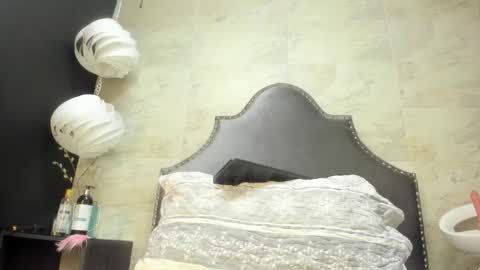 Sophia  online show from 02/05/26, 08:24