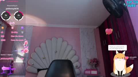Snapshot of sophia_smith0 chatting on 12/13/24, 08:15 sophia online show from 12/13/24, 08:15