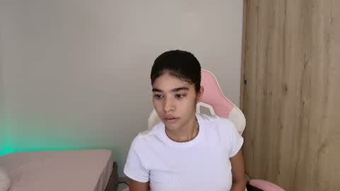 Snapshot of sophia_storn chatting on 06/25/26, 12:43 Sophia Storm online show from 06/25/26, 12:43