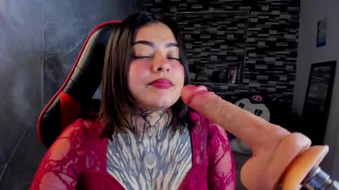 Snapshot of sophiaa_cherry chatting on 05/16/26, 07:56 Sophia online show from 05/16/26, 07:56