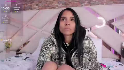 Sophia Paris online show from 10/20/25, 03:18