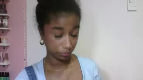 Sophia online show from 03/04/26, 06:36