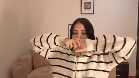 Snapshot of sophiacolemann chatting on 06/11/26, 02:22 sophiacolemann online show from 06/11/26, 02:22