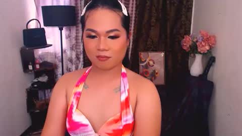 Snapshot of sophiacollinsx chatting on 05/30/26, 05:48 sophia will make u day online show from 05/30/26, 05:48