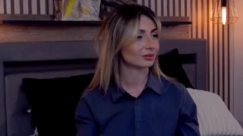 Snapshot of sophialace chatting on 05/29/26, 03:59 Sophia Lace online show from 05/29/26, 03:59
