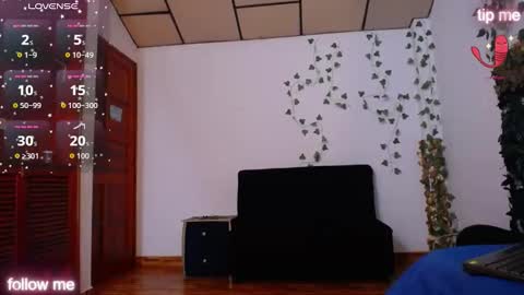Snapshot of sophiamiller6 chatting on 05/02/26, 01:16 sophiamiller6 online show from 05/02/26, 01:16