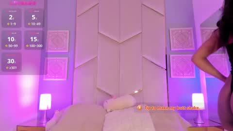 Snapshot of sophiasmiths_ chatting on 01/21/25, 08:54 SophiaSmiths online show from 01/21/25, 08:54