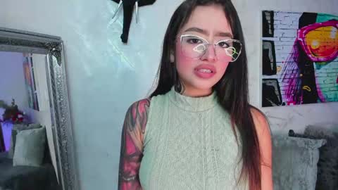 Snapshot of sophicarter_ chatting on 05/29/26, 07:56 online show from 05/29/26, 07:56