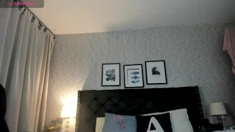Snapshot of sophie__blare chatting on 04/29/26, 07:31 sophie__blare online show from 04/29/26, 07:31