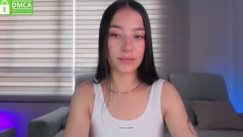 Sophie  online show from 11/20/25, 03:34