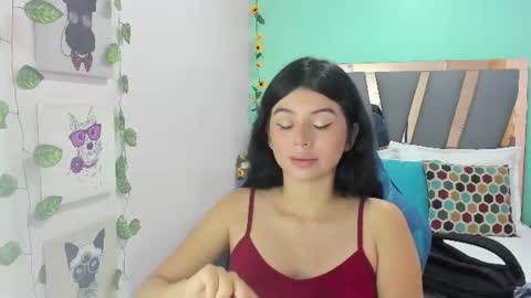 Snapshot of sophie_copers chatting on 07/15/26, 08:58 S O P H I E online show from 07/15/26, 08:58