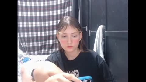 sophie online show from 10/12/25, 11:26