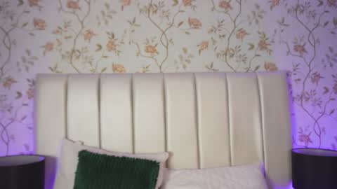 Snapshot of sophie_deargb chatting on 01/25/25, 11:22 Sofia santodomingo online show from 01/25/25, 11:22