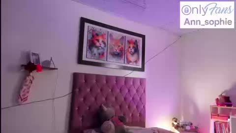 sophie doll online show from 09/23/25, 02:53