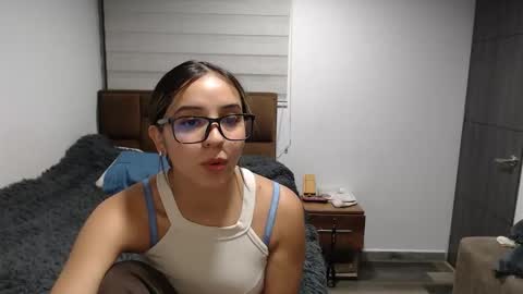 Snapshot of sophie_fox2 chatting on 05/21/26, 11:56 sophie_fox2 online show from 05/21/26, 11:56