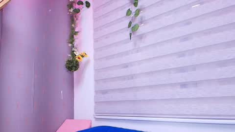 sophie online show from 09/10/25, 11:54