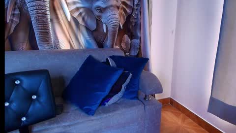  SOPHIE JANNER online show from 01/09/26, 08:21