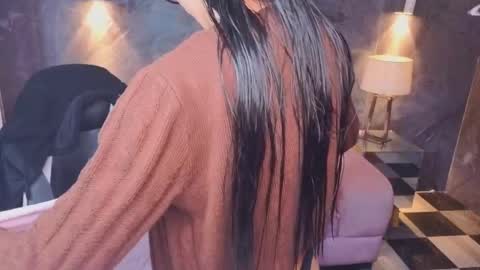 sophie_jones_b online show from 04/15/26, 12:34