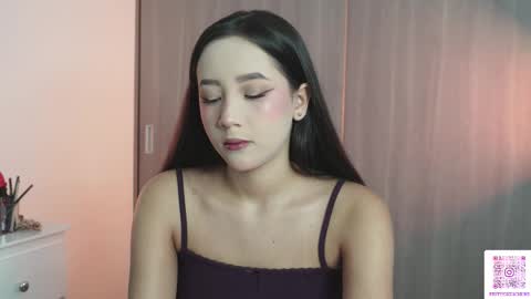 Sophie or Sof online show from 02/19/26, 01:01