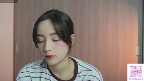 Sophie or Sof online show from 04/22/26, 11:06