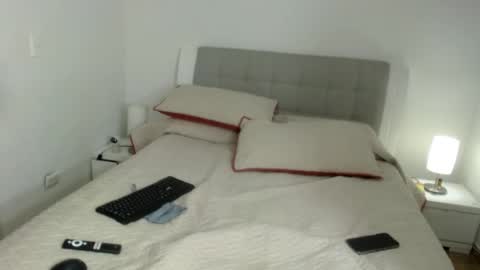 Sofa online show from 03/09/26, 02:48
