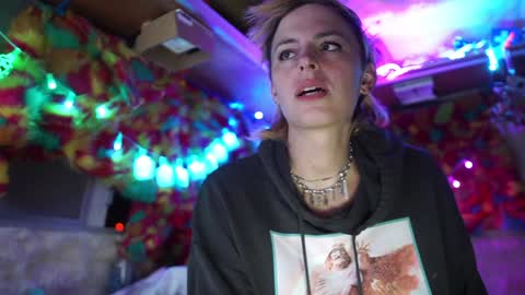 derpy derpington online show from 01/31/25, 05:40