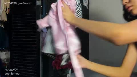 Sophie online show from 02/18/26, 11:39