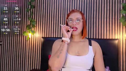 sophie_new25 online show from 09/13/25, 12:27