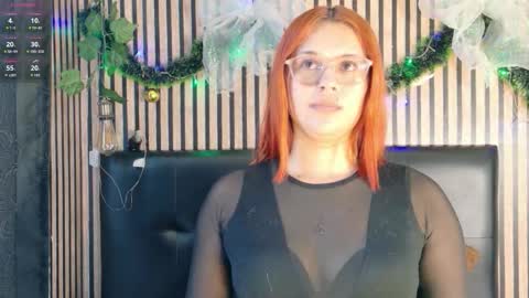 sophie_new25 online show from 11/30/25, 12:53