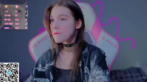 Snapshot of sophie_nomenal_ chatting on 04/25/26, 12:57 sophie_nomenal_ online show from 04/25/26, 12:57