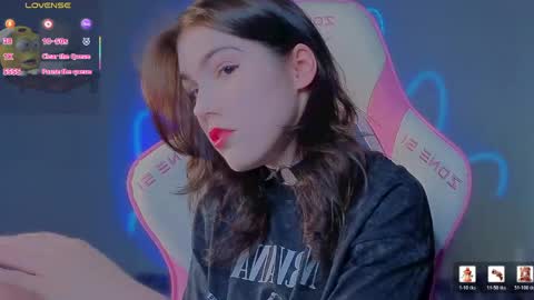 Snapshot of sophie_nomenal_ chatting on 05/26/26, 04:14 sophie_nomenal_ online show from 05/26/26, 04:14