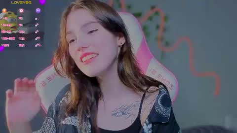 Snapshot of sophie_nomenal_ chatting on 08/02/26, 12:03 sophie_nomenal_ online show from 08/02/26, 12:03