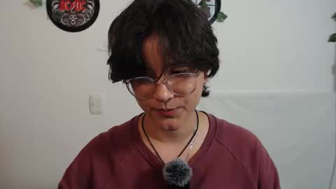 sophie_ross1 online show from 10/01/25, 04:29