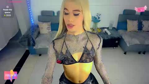 sophie_vall online show from 03/22/26, 01:42