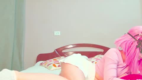 Snapshot of sophiechan69 chatting on 01/14/25, 03:47 ShopieChan69 online show from 01/14/25, 03:47