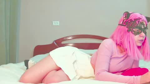 Snapshot of sophiechan69 chatting on 02/07/25, 04:35 ShopieChan69 online show from 02/07/25, 04:35