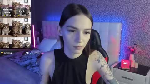 Snapshot of sophiecherrie chatting on 02/28/25, 08:53 Sophie online show from 02/28/25, 08:53