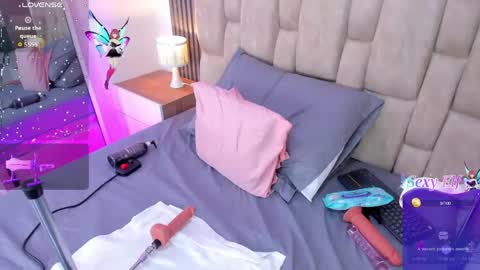 sophiee online show from 04/28/26, 07:08