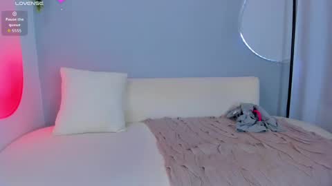 Snapshot of sophiee_s chatting on 04/30/26, 11:53 Sophie online show from 04/30/26, 11:53