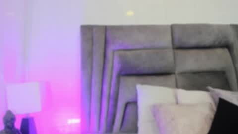 Sophie  online show from 11/27/25, 10:39