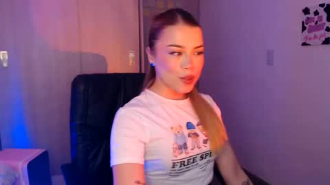 Sophie online show from 06/07/26, 12:59