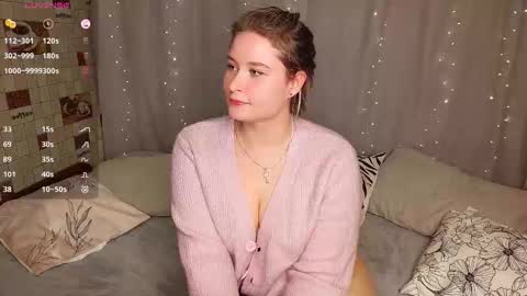 Sophie online show from 10/13/25, 03:56