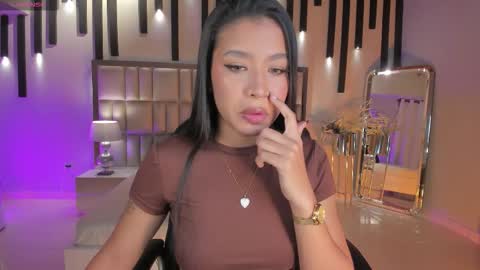 Sophie Houston online show from 01/14/26, 04:07