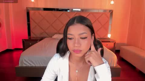 Sophie Houston online show from 03/03/26, 04:07