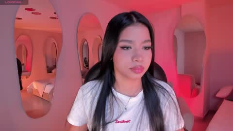 Snapshot of sophiehouston_ chatting on 05/08/26, 03:23 Sophie Houston online show from 05/08/26, 03:23
