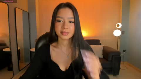 Snapshot of sophiehouston_ chatting on 06/09/26, 02:45 Sophie Houston online show from 06/09/26, 02:45