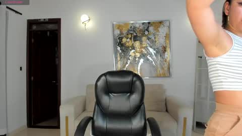 Sophie online show from 04/12/26, 11:21